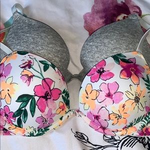 2 Victoria’s Secret 32AA Bras